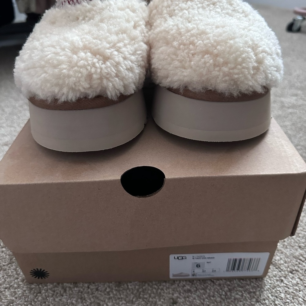 UGG Tazz Slipper Heritage Braid Natural